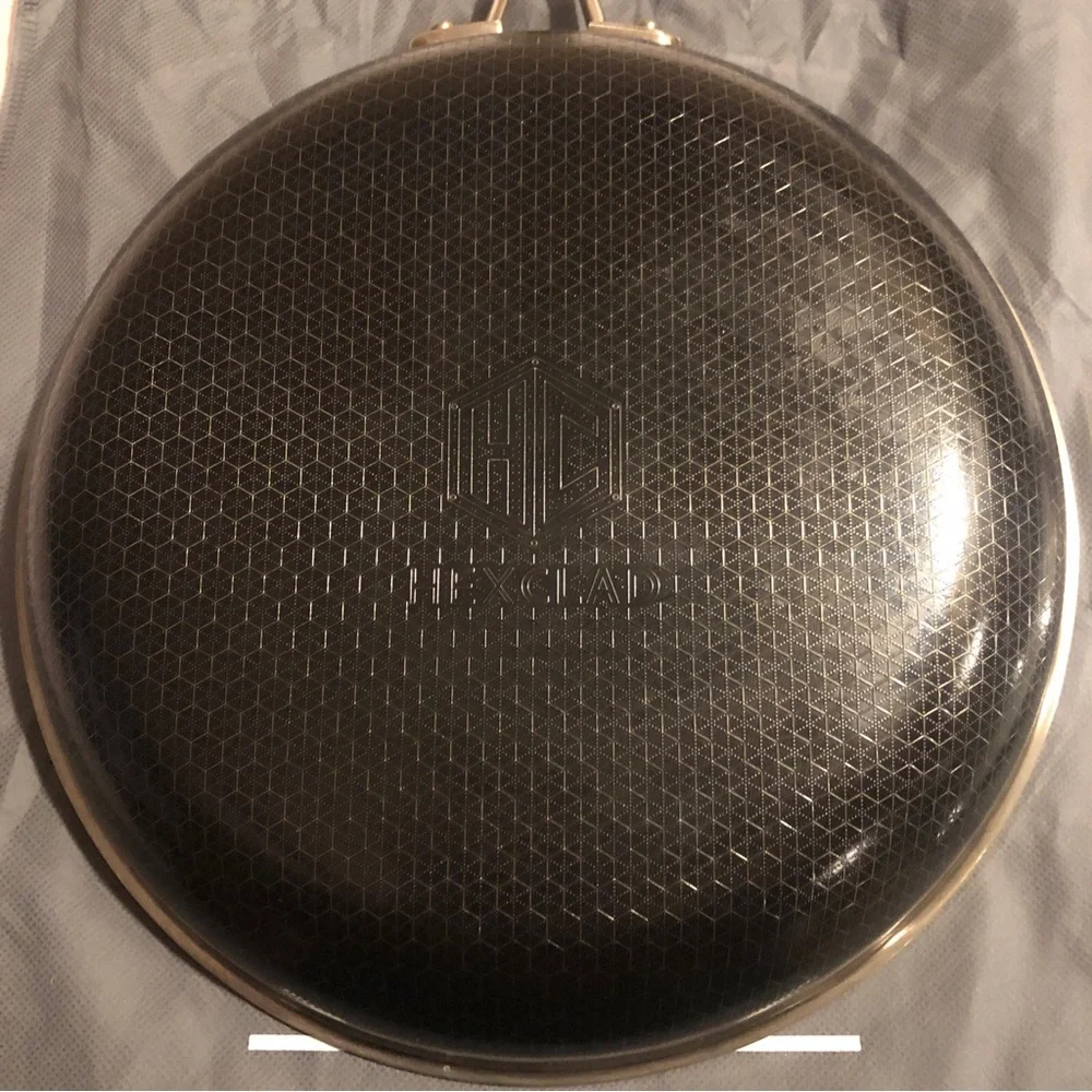 HEXCLAD 10 Inch Hybrid Stainless Steel Non-Stick Frying Pan with Lid - Picture 9 of 12